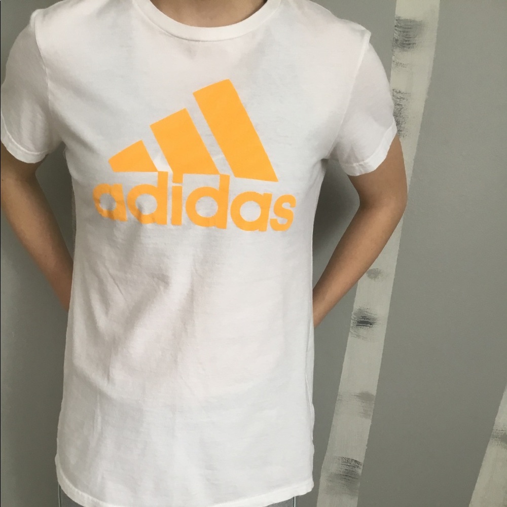 Adidas t shirt